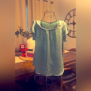 Haute Monde Light green/blue shirt Size large